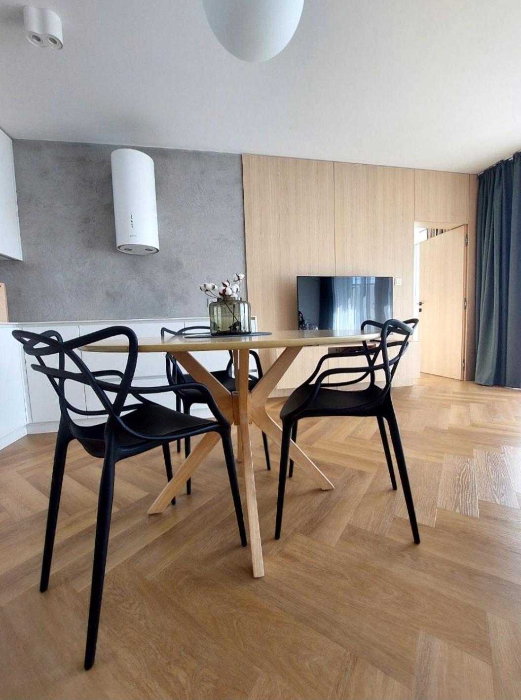 Apartman Emotions S Privat Garage Parking Free Leilighet Košice Eksteriør bilde